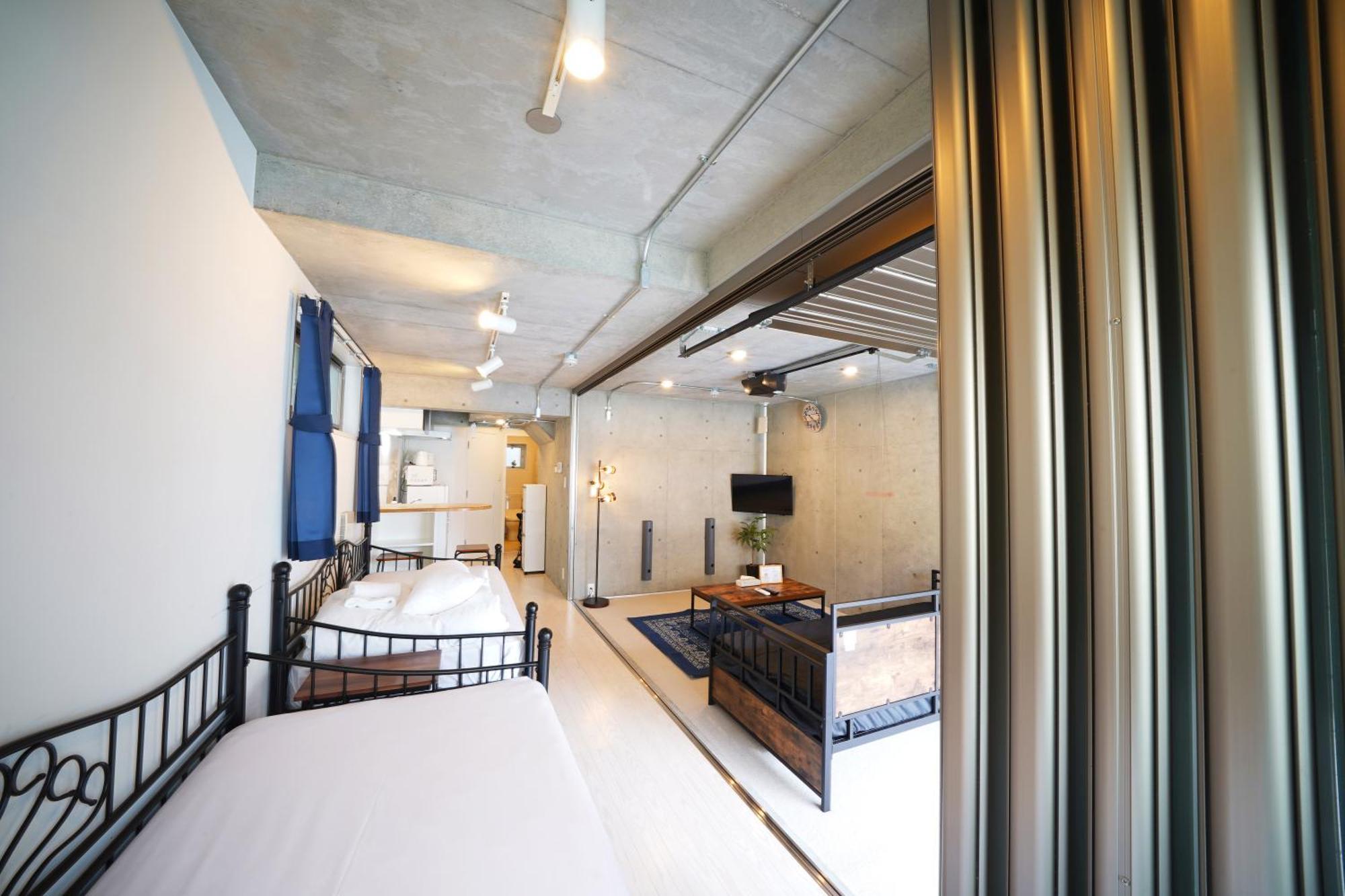 Laffitte Hirai Condominium Hotel Токио Номер фото
